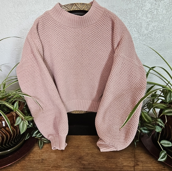 Hollister Sweaters - Like New Hollister Easy Mock Turtleneck Knit Sweater Sz S in Dusty Rose